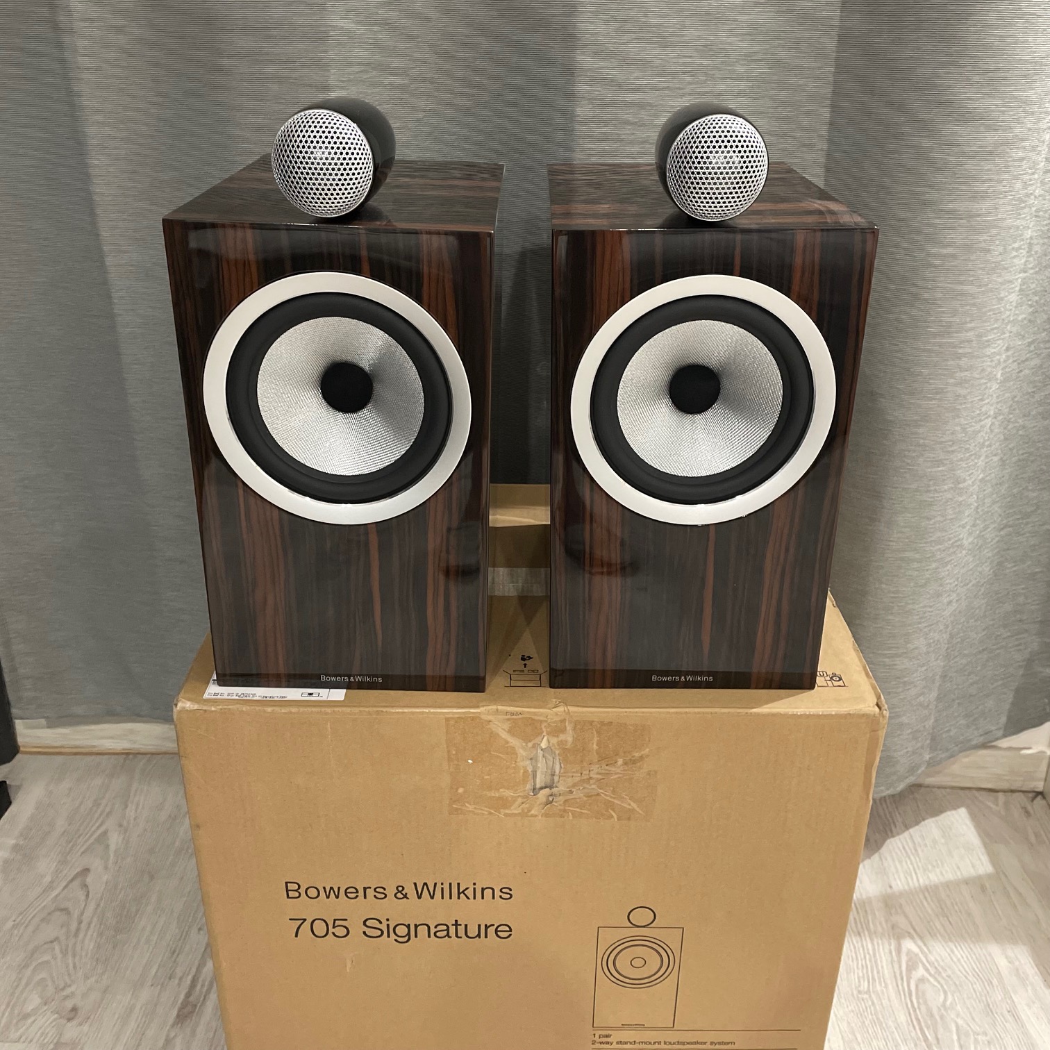 B&W - Bowers & Wilkins 705 S2 Signature Edition Polc Hangfal - Avxforum.hu